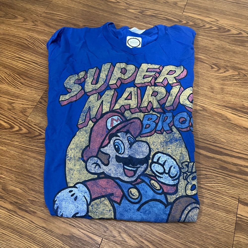 Nintendo Blue Super Mario Graphic Short Sleeve T-Shirt Size XL
